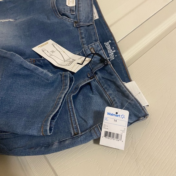 New Woman Jeans - Picture 2 of 2